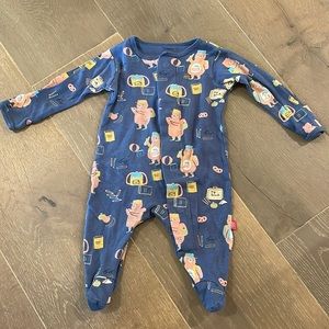Magnetic Me footie - organic cotton bear goes to school print
